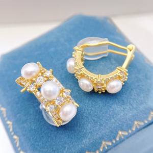 Pendientes de Clip de Silicona de Lujo Franceses para Mujer, Sin Dolor, con Perla de Imitación, Incrustaciones de Cobre y Circonita de Agua Dulce, Accesorio de Moda - Product Image 3