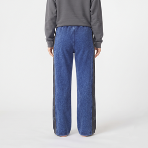 Pantalon de jogging ample en coton délavé à l'acide avec imprimé étoiles et rayures latérales pour femme – Coupe décontractée et jambe large – Style streetwear – Vente en gros - Product Image 5