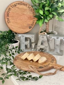 Planche à pizza en bois d'acacia Belief, taille personnalisée, rectangulaire, plateau de service pour charcuterie, poignée, écologique, épaisseur 1,5 cm, passe au lave-vaisselle - Product Image 3
