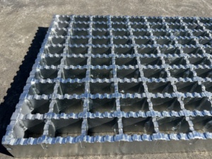 Grille en acier galvanisé robuste anti-corrosion - Product Image 3
