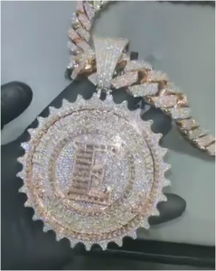 Collar de Diamantes Completo para Hombre de la Marca E Diamond Hip-Hop, Colgante de Moissanita Personalizado con Diseño de Engranaje, Venta al por Mayor para Unisex - Product Image 1