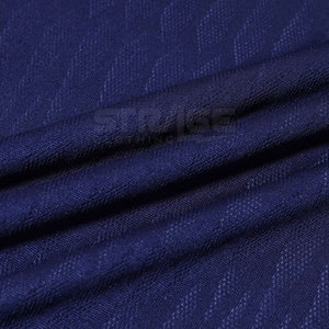 Uniforme de Fútbol Ligero y Ecológico de Poliéster con Comodidad Transpirable para Deportes y Actividades de Club - Product Image 6