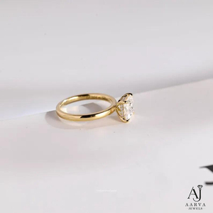 Anillo de Compromiso y Boda Solitario de Moissanita con Corte Princesa Clásico en Oro Sólido de 18K con Certificación IGI y Engaste de Puntas para Mujer - Product Image 6