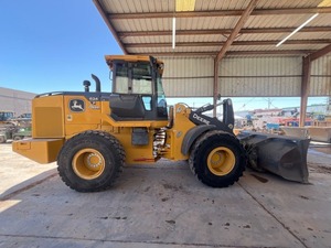 รถตักล้อยาง 2001 624P 4WD ยี่ห้อ MAVERICK CORPORATE LOGISTICS LLC รุ่น Z225154 น้ำหนัก 200 ตัน 8000 พรีเมียม พร้อมส่งออก - Product Image 5