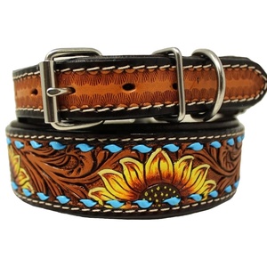 ปลอกคอหนังสำหรับสุนัขดีไซน์ใหม่ล่าสุดพร้อมเบาะรองนุ่มและลายดอกไม้ตกแต่งด้วยเครื่องมือจากอินเดียขายส่งทุกขนาด - Product Image 1