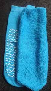 ถุงเท้ากีฬาโพลีเอสเตอร์เนื้อนุ่มแบบใช้แล้วทิ้ง ราคาถูก มีสินค้าในสต็อก รับผลิตตามแบบที่ต้องการ ปริมาณสั่งซื้อขั้นต่ำน้อย ป้องกันการลื่น พร้อมส่ง - Product Image 2