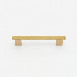 Poignée de tirage en laiton brossé de designer, de haute qualité, moderne, durable, à motif moleté, pour armoire, tiroir, penderie, quincaillerie de meubles - Product Image 5