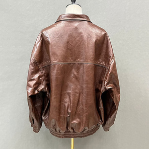 Veste de moto pour femme en cuir de vachette véritable vintage de haute qualité avec doublure en fausse fourrure respirante et écologique, manteau d'hiver - Product Image 4
