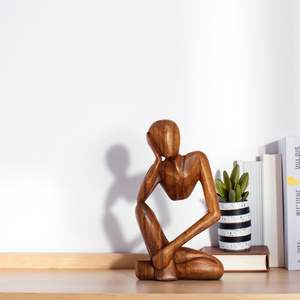 Sculpture abstraite artisanale en bois, statue d'homme réfléchissant, art artisanal, décoration décorative pour la maison, figurine, accent brun, cadeau, œuvre d'art - Product Image 5