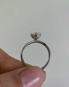 Anillo de Compromiso de Plata de Ley 925 con Diamante Cultivado en Laboratorio de 2 Quilates en Forma de Pera, Solitario con Tallo Recto, Anillos de Boda, Precio de Fábrica, Venta al Por Mayor - Product Image 6