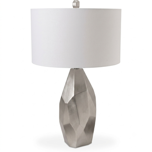 Lámpara de Mesa Metálica Impresionante con Base Martillada y Pantalla de Tela Negra, Diseño Contemporáneo para Decoración de Dormitorio - Product Image 3
