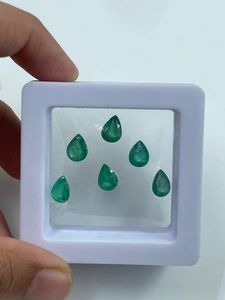 พลอยมรกตธรรมชาติคุณภาพดีที่สุดจากแซมเบีย รูปทรงลูกแพร์ 5.55 กะรัต 6x8 มม. สำหรับทำจี้ ขายส่ง - Product Image 3