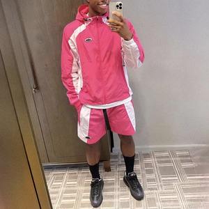 Ensemble de survêtements unisexes pour hommes avec logo personnalisé OEM, veste zippée réfléchissante, shorts de sport en nylon, coupe-vent - Product Image 1