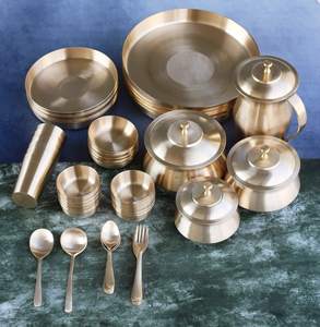 ชุดอาหารค่ำแบบพกพา 54 ชิ้น ทำจากทองแดง (คันซา) ลายเพ้นท์มือแบบคลาสสิก เป็นมิตรกับสิ่งแวดล้อม ปลอดภัยสำหรับเครื่องล้างจาน ทนทาน - Product Image 3