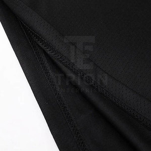 Tenue de basketball confortable et sportive, tissu à séchage rapide, tenue de basketball légère - Product Image 4