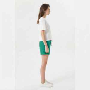 Conjunto de Dos Piezas de Algodón para Mujer, Camiseta Casual de Manga Corta con Pantalones Cortos Verdes, Corte Regular, Ropa de Primavera/Verano - Product Image 4