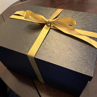 Boîte cadeau magnétique pliable personnalisée en gros avec estampage à chaud et logo en relief pour vêtements et cadeaux