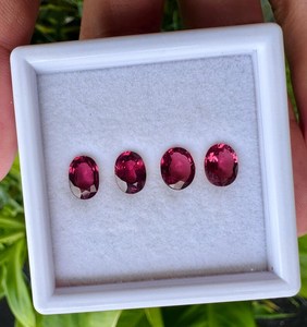 Pierre précieuse naturelle de grenat rhodolite, taille ovale, rouge violet, ZUBEDA GEMS JEWELRY, 2,00 Ct, pour la fabrication de bijoux du Rajasthan, Janvier - Product Image 2
