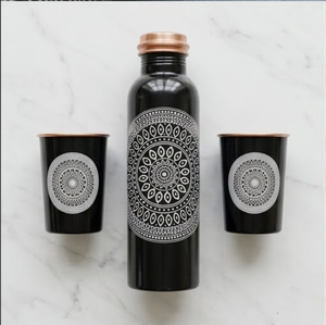Juego de 2 Botellas Decorativas Modernas de Acero Inoxidable para Diwali, Botella con Diseño Impreso para Mesa de Noche (1000 ml + 2 x 275 ml) - Product Image 3