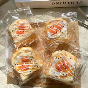 Jouet anti-stress en silicone de qualité alimentaire, simulé en forme d'œuf frit à double jaune et de pain grillé, jouet à presser pour soulager le stress - Product Image 3