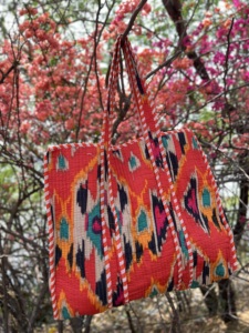 กระเป๋าถือสะพายไหล่ผ้าฝ้ายทำมือสไตล์ชาติพันธุ์สำหรับผู้หญิง กระเป๋าโท้ทแบบอินเดียลายควิลท์ กระเป๋าโท้ทแฟชั่นสำหรับซื้อของชำ - Product Image 2