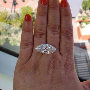 Diamantes Sueltos con Certificación IGI, Corte Marquesa, Color D, Claro VS, HPHT CVD, Creados en Laboratorio, Perforados con Láser, en Venta - Product Image 3