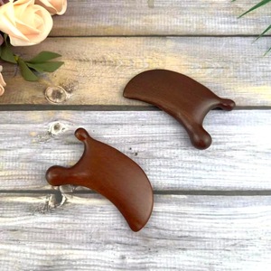 Masajeador Facial Gua Sha de Madera Rústica Ecológica con Madera de Acacia Sólida para Relajación Muscular - Regalo de Año Nuevo - Product Image 4