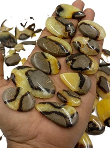Lote al por Mayor de Cabujones de Cuarzo Septariano Natural ARTSJEWELS |   Piedra Septaria Amarilla de Rajasthan |   Fabricación de Joyería Suelta - Product Image 2