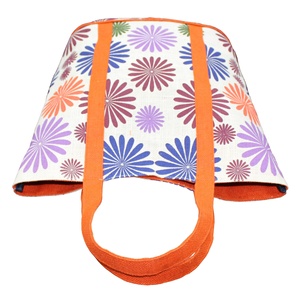 Bolsa de Yute con Estampado Floral Multicolor, Forro de Poliéster, Cierre Magnético, Asa Larga, Bolsa de Compras de PP - Product Image 3