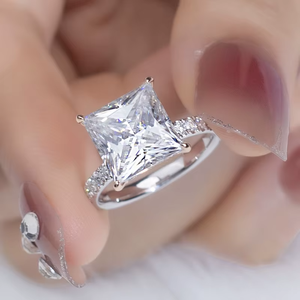 Anillo de Compromiso con Diamante Corte Princesa, Oro Blanco, Color D Natural, Certificado GIA, Joyería Clásica para Mujer - Product Image 6