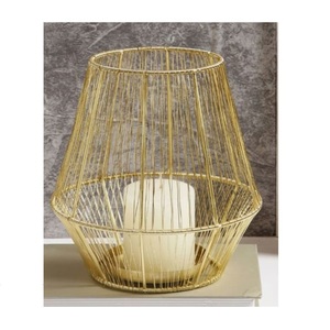 Porte-bougie au design unique pour Noël et les mariages, objet d'usage pour porte-bougie, design moderne, porte-bougie en métal - Product Image 1