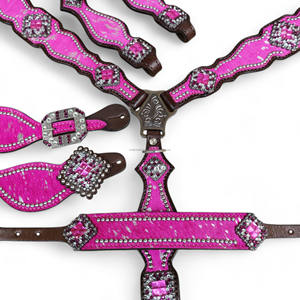 Conjunto de cuello de cabeza y pecho de cuero de vaca rosa: tachuela de caballo occidental - Product Image 2