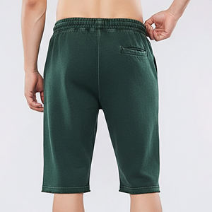 Shorts légers en coton 100% French Terry de haute qualité, effet délavé, pour homme, avec logo personnalisé imprimé à l'écran. - Product Image 3