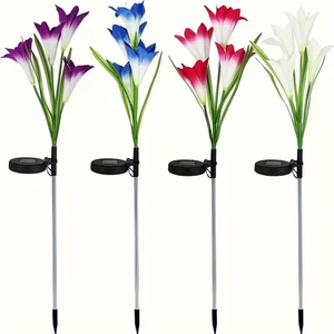 Set di 4 Luci Solari Decorative da Giardino, 16 Grandi Gigli Artificiali con Luci LED Multicolore Cangianti, Temperatura Colore 3000K - Product Image 1