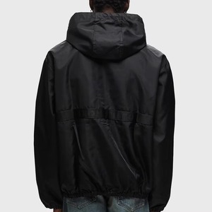 เสื้อแจ็คเก็ตกันลมแบบมีฮู้ดสำหรับทุกเพศ ใส่ได้ทั้งกลางแจ้ง กันน้ำ ระบายอากาศได้ดี สีพื้น กันลม สำหรับฤดูร้อน เป็นมิตรกับสิ่งแวดล้อม แบบกลับด้านได้ บางเบา - Product Image 2