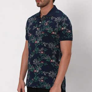 Polo pour homme bleu marine à imprimé floral botanique 2026 – Collection d'été haut de gamme, coupe ajustée, manches courtes, style smart-casual - Product Image 2