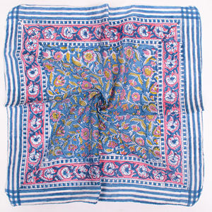 Bandana en coton popeline écologique, respirant et extensible, fait main, multi-imprimé, style bohème de luxe, foulard vintage pour le cou - Product Image 4