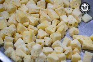 Purée d'ananas MD2 surgelée IQF disponible, pâte de fruit naturelle dorée et sucrée, matière première pour jus, smoothies et produits de boulangerie - Product Image 4
