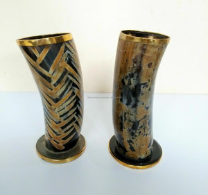 Falak World Export's Wonderful Design Natural Ox Viking Drinking Horn Vaso de chupito de melamina de alta calidad para vino y cerveza por FWE - Product Image 1