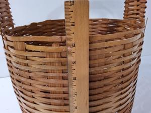 Panier tissé vintage artisanal du Vietnam avec poignée en bambou et rotin, panier de rangement de style mi-siècle, fournisseur et fabricant - Product Image 5