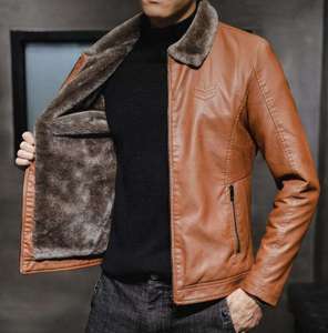 Chaqueta de Cuero Premium con Cuello de Piel – Cálida y Elegante - Product Image 4