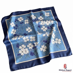 Pañuelo Cuadrado de Seda con Impresión Personalizada Premium, Fabricante OEM ODM, Productos de Tela Personalizados Corsica, Venta al Por Mayor - Product Image 4