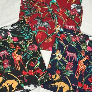 Tissu crêpe premium imprimé animaux tropicaux jungle bleu pour chemises, vêtements de nuit, tenues décontractées, jupes, robes une pièce, enfants - Product Image 3