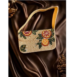 Sac à main en perles de verre fait main, best-seller, pour femmes, sac de soirée tendance pour fête, mariage, dîner et événements spéciaux, en vente - Product Image 1