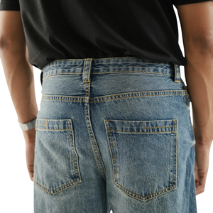 Jeans de Mezclilla Lavada Azul Claro para Hombre, Cintura Media, Corte Regular, Estilo Casual, Pierna Recta, Cinco Bolsillos, Pantalones de Moda Vintage - Product Image 4
