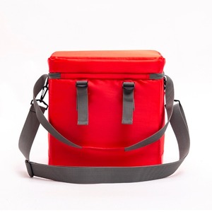 Bolso refrigerado multifuncional rojo, bolso de hombro aislado de gran capacidad, bolso cruzado para entrega de comidas - Product Image 3