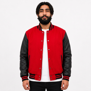 Chaqueta Varsity Personalizada al por Mayor para Marcas de Moda Estadounidenses con Parches y Apliques - Product Image 3