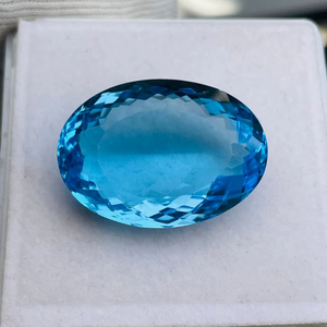 Topaze bleue naturelle, taille ovale, grande taille 54,23 carats, qualité AAA, lustre parfait, disponible à prix avantageux. - Product Image 5