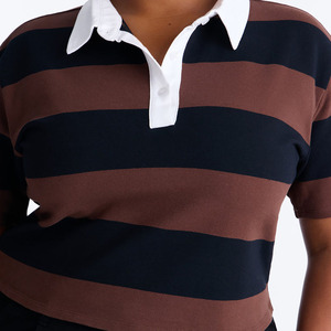 Polo court rayé pour femme, manches courtes, coupe ajustée, style tendance, boutonné, personnalisable, vente en gros - Product Image 4
