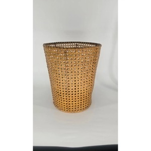 Soporte de lujo para macetas de ratán, ideal para decoración de plantas en mesas, estantes y esquinas en hogares modernos. Venta al por mayor desde India. - Product Image 5
